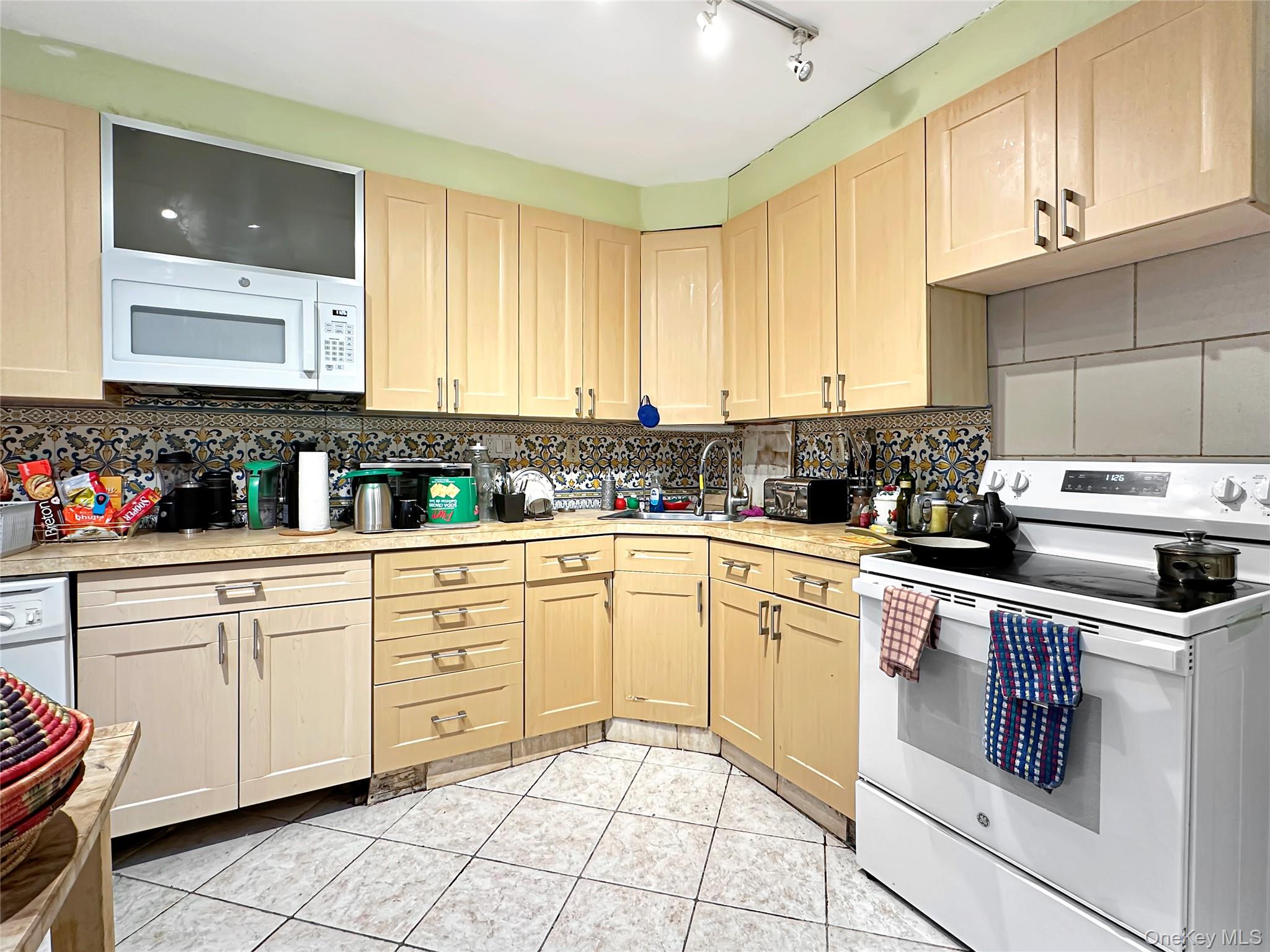 344 East 120th Street New York , NY 10035