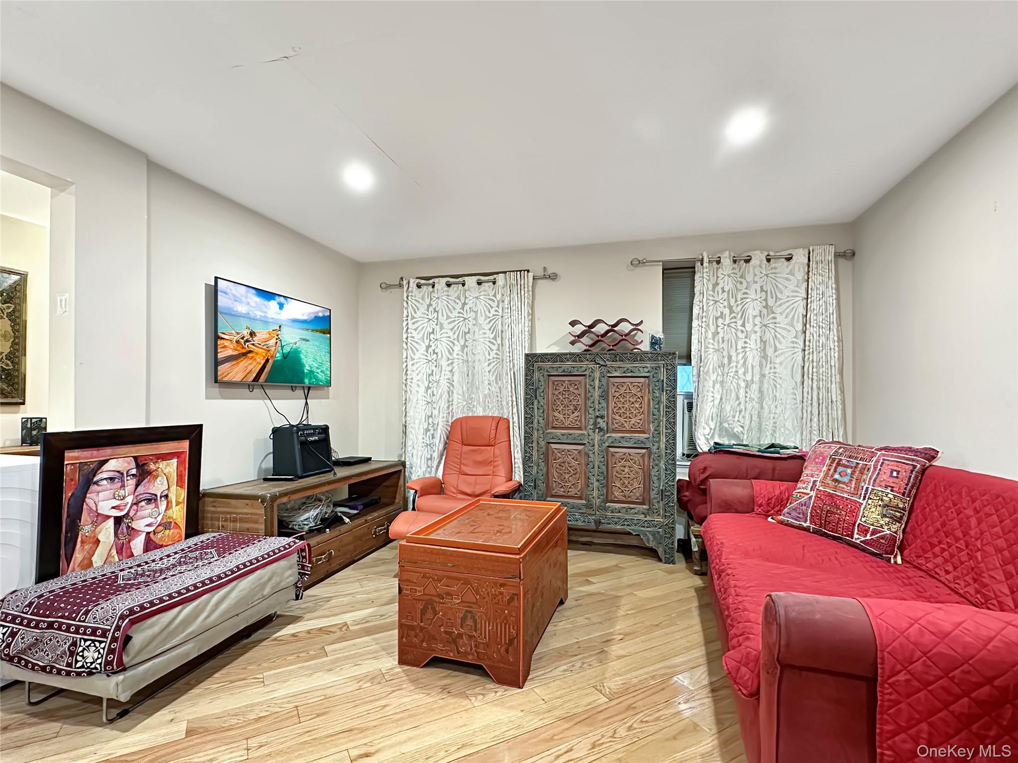 344 East 120th Street New York , NY 10035