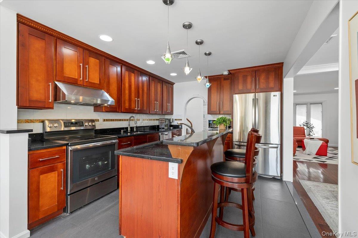 59 Hazelwood Drive Jericho Jericho, NY 11753