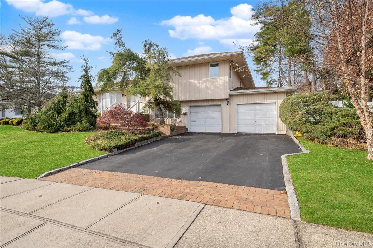 59 Hazelwood Drive Jericho Jericho, NY 11753