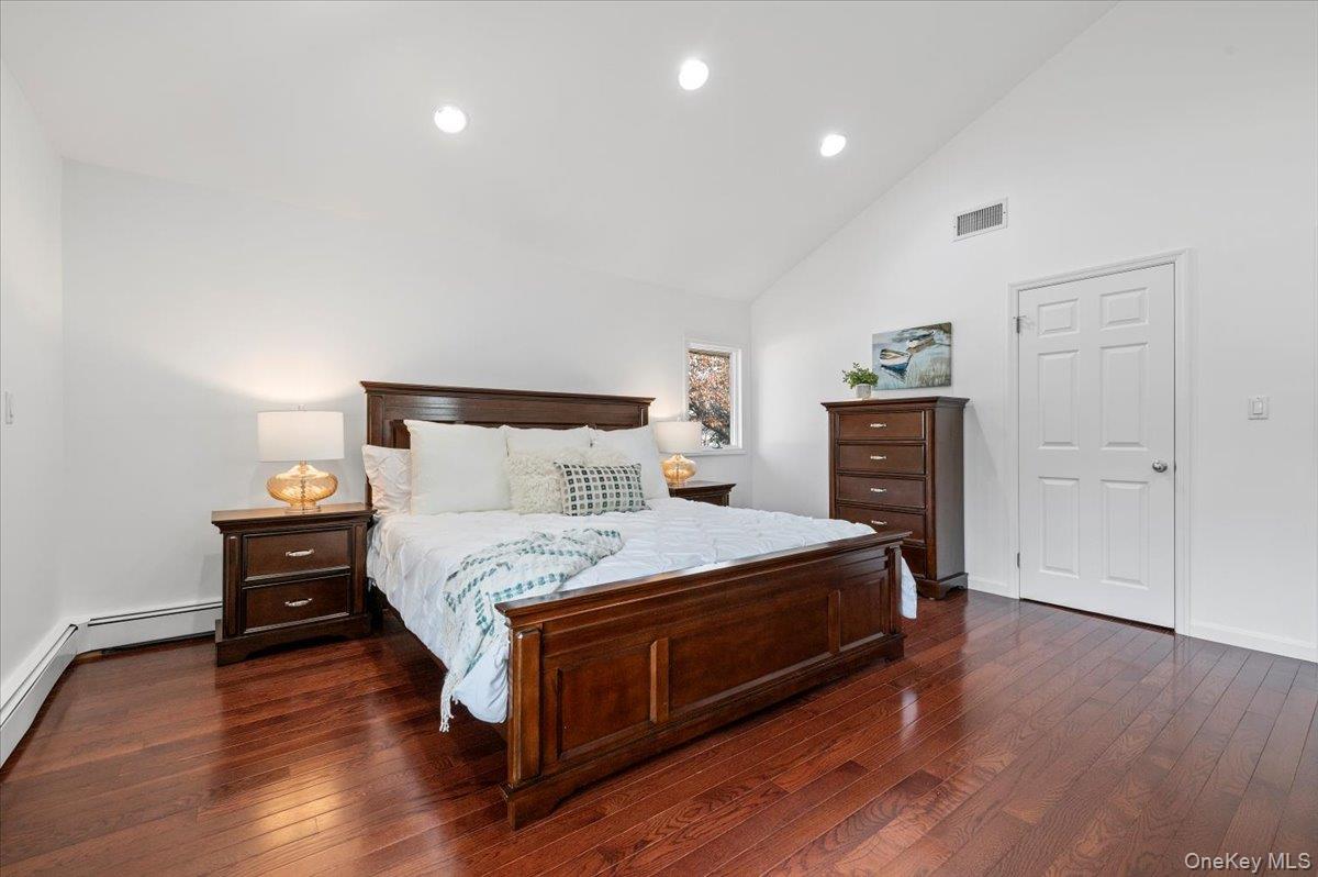 59 Hazelwood Drive Jericho Jericho, NY 11753