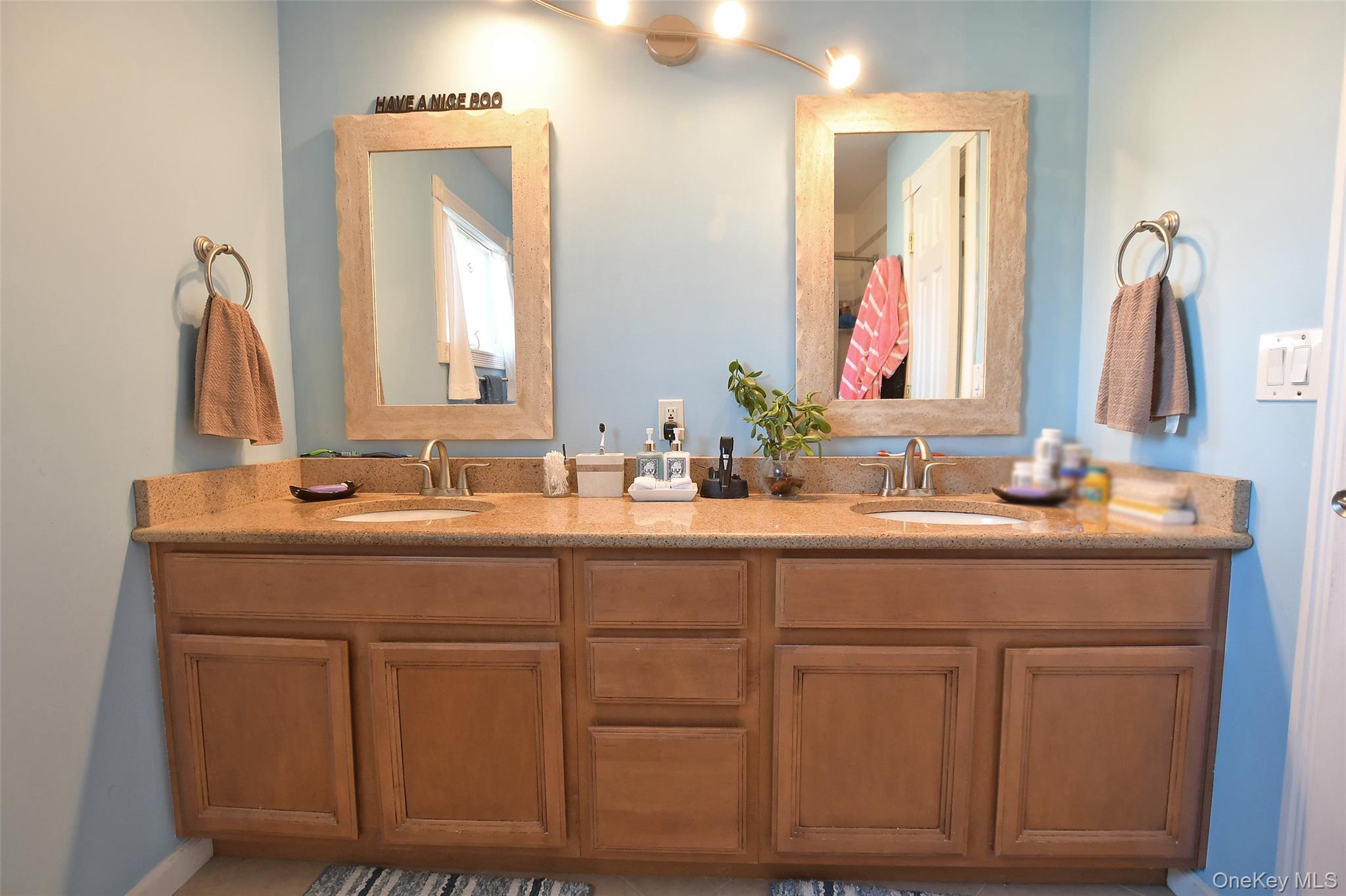 7 Maple Road Middle Island Middle Island, NY 11953