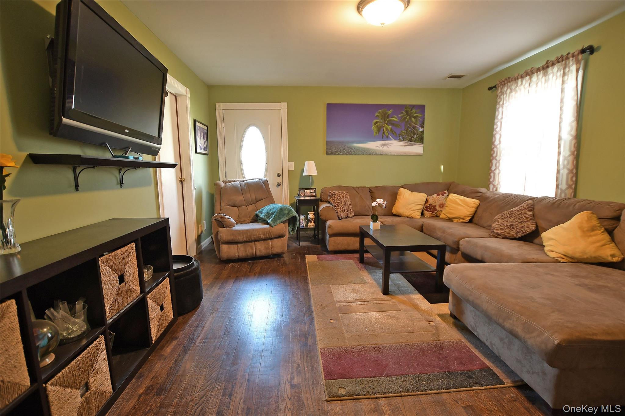 7 Maple Road Middle Island Middle Island, NY 11953