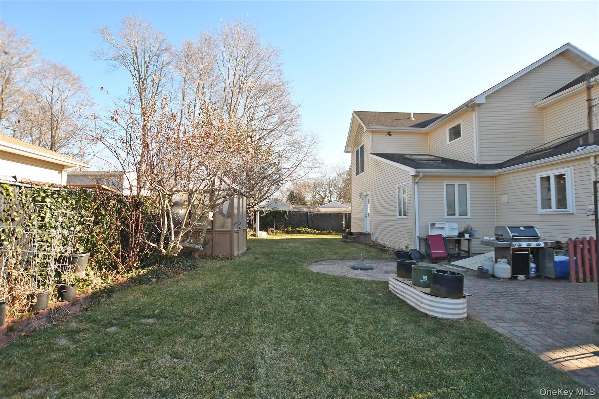 7 Maple Road Middle Island Middle Island, NY 11953