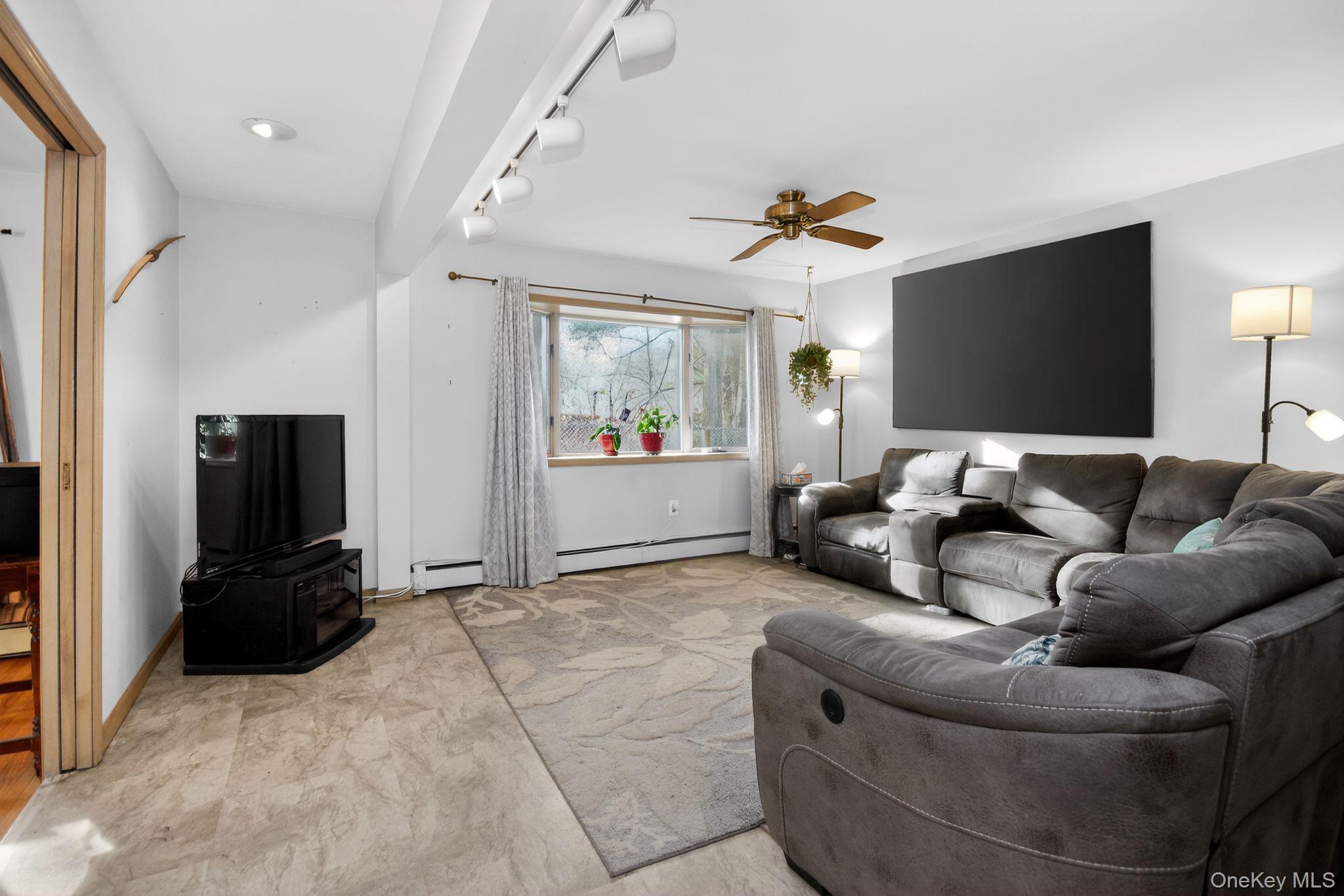 4 Carlyle Road Out of NYC Hyde Park, NY 12538