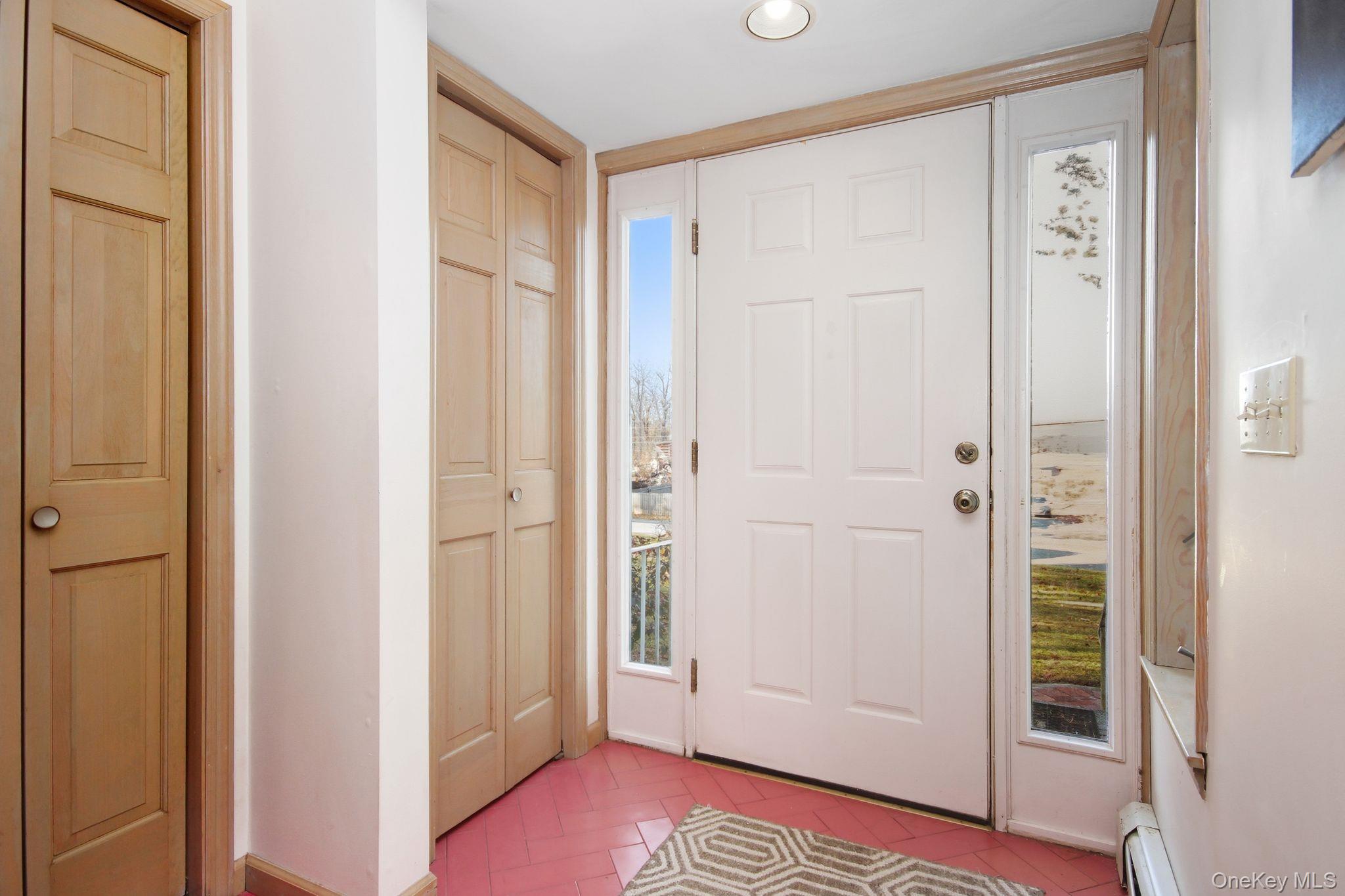 4 Carlyle Road Out of NYC Hyde Park, NY 12538