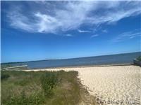 65 Little Pine Lane East Quogue East Quogue, NY 11942