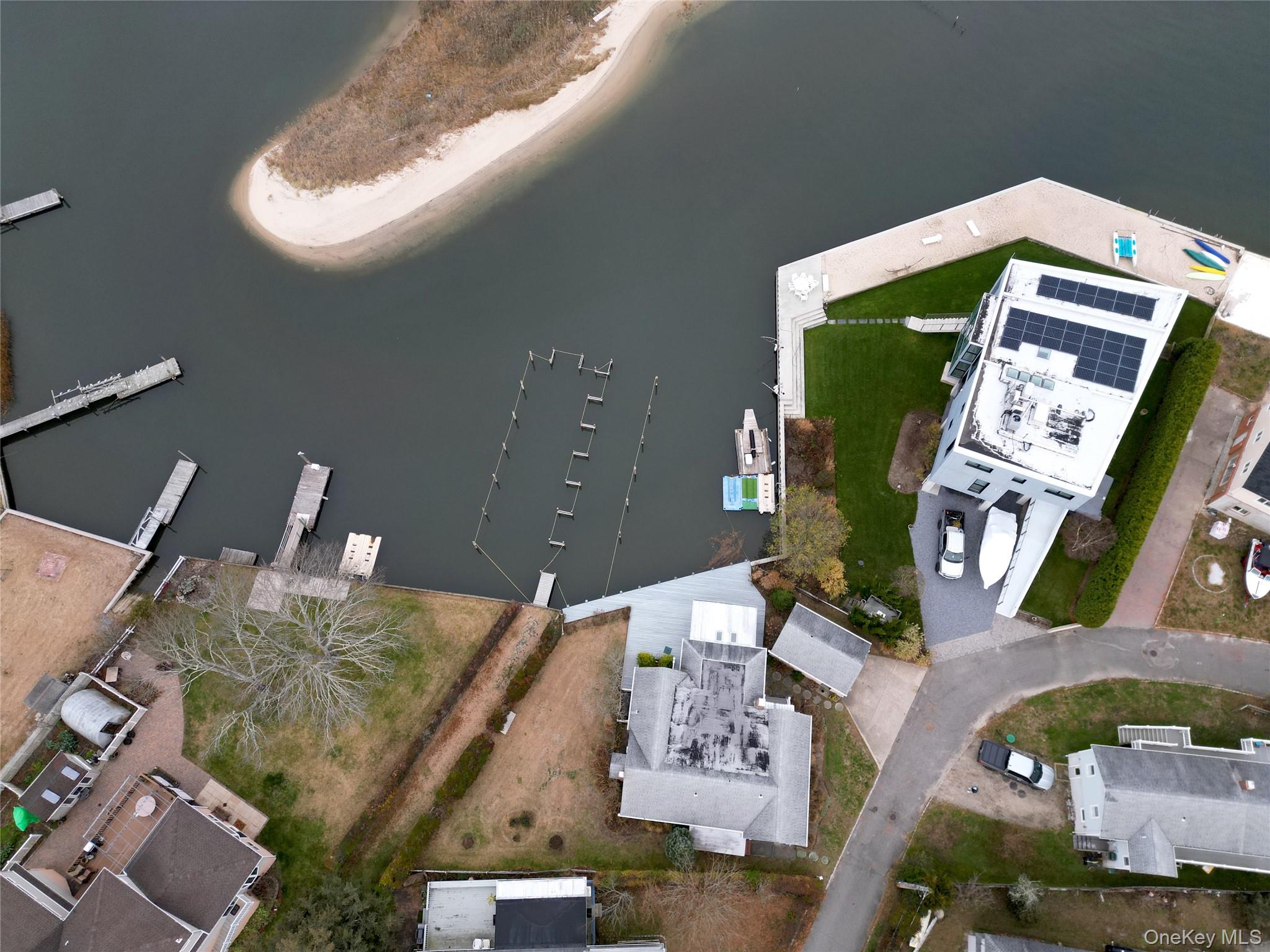 65 Little Pine Lane East Quogue East Quogue, NY 11942