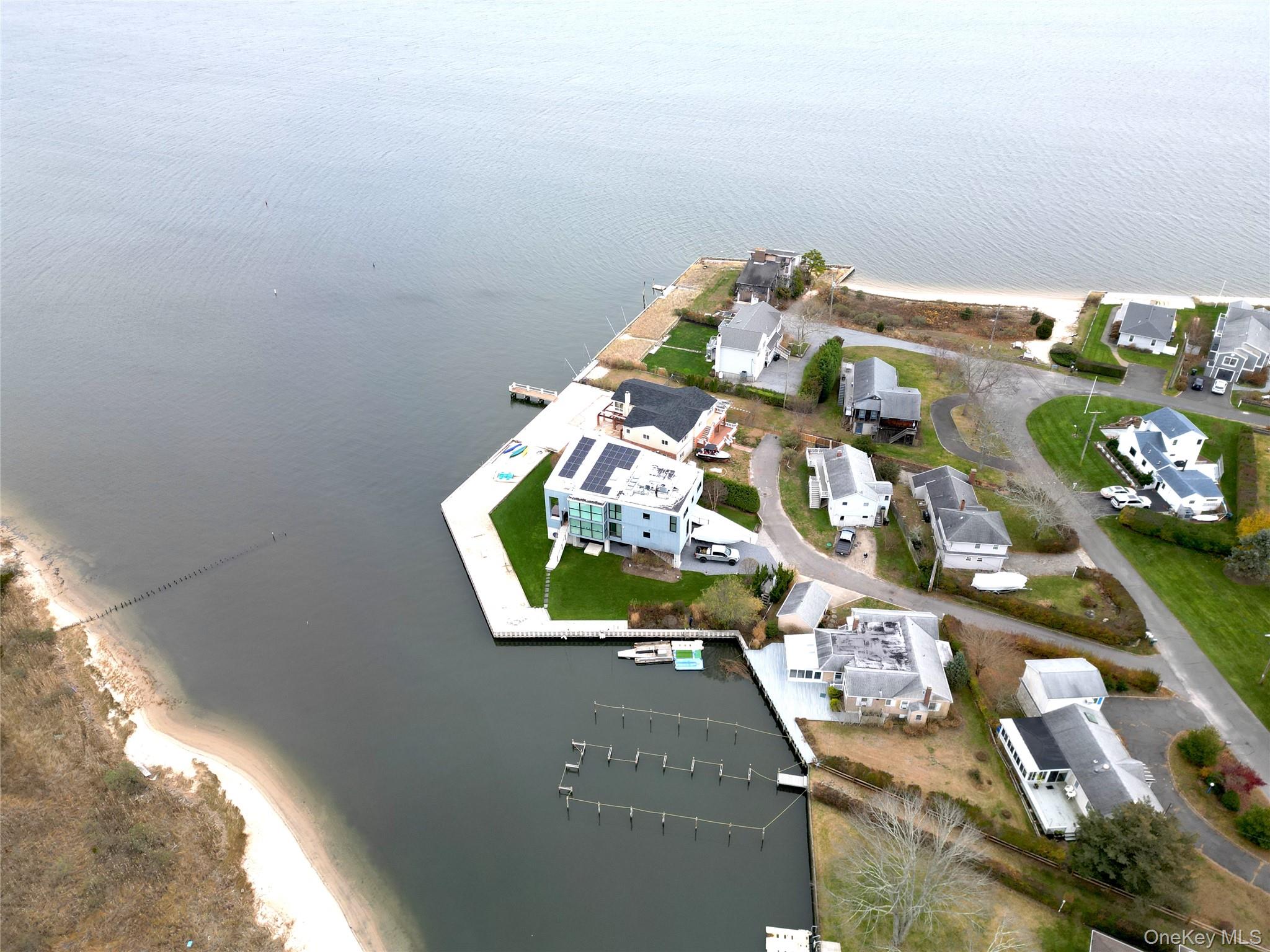 65 Little Pine Lane East Quogue East Quogue, NY 11942