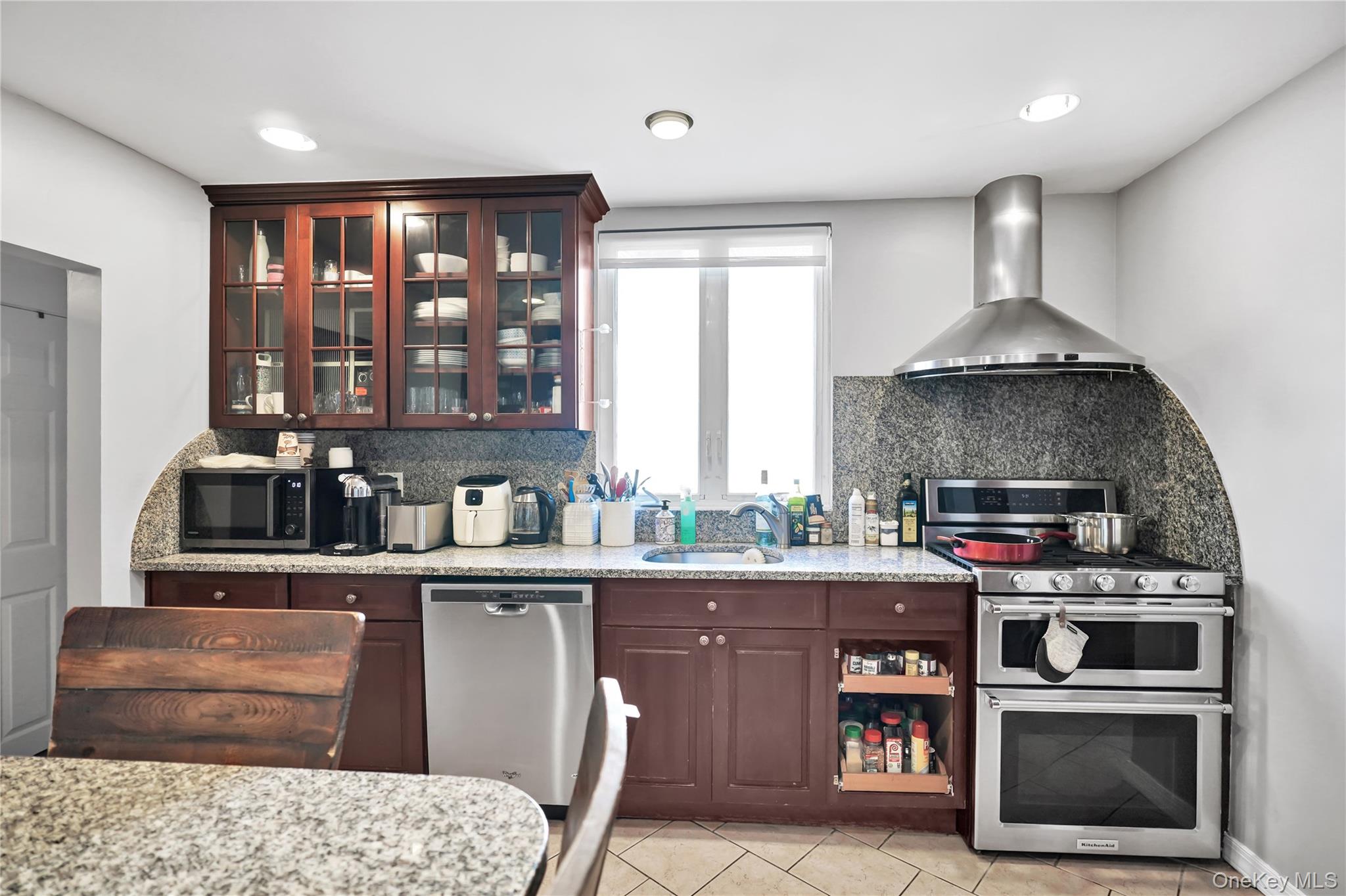 49 Centre Street Woodmere Woodmere, NY 11598