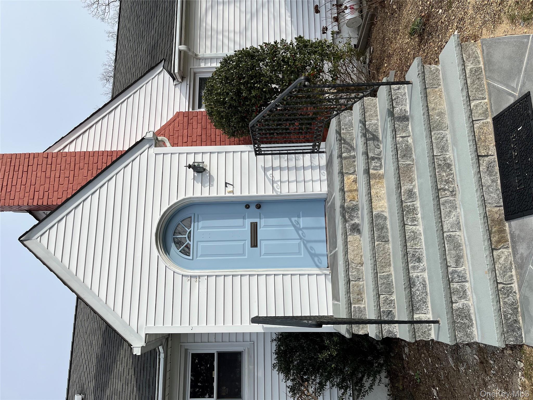 7 Floyd Place East Norwich East Norwich NY 11732