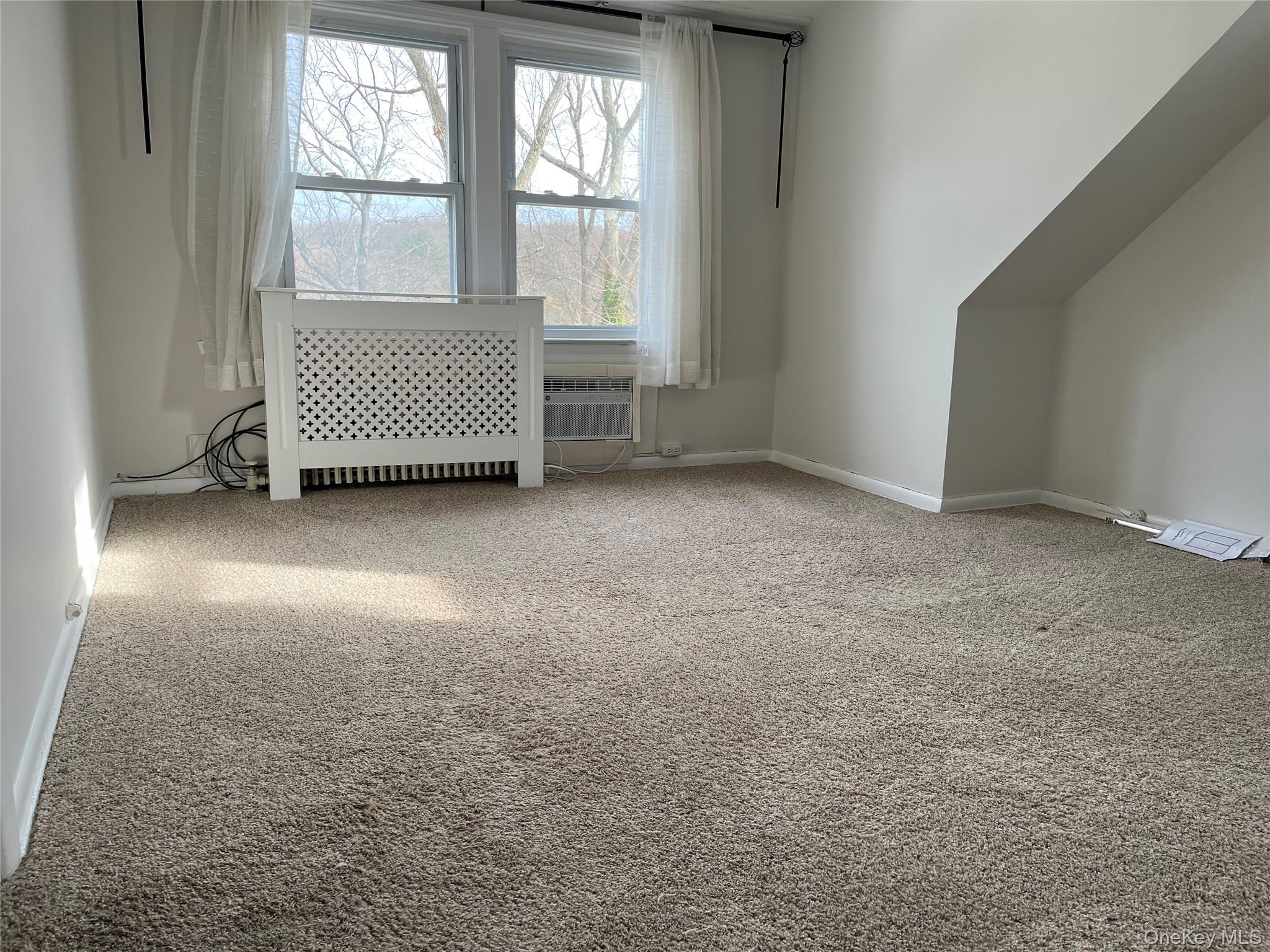 7 Floyd Place East Norwich East Norwich NY 11732