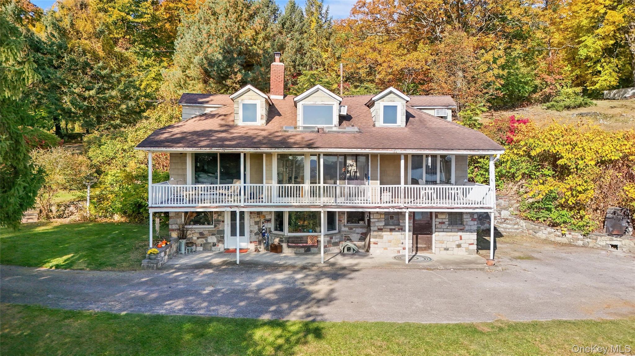 602 River Road Out of NYC Newburgh, NY 12550