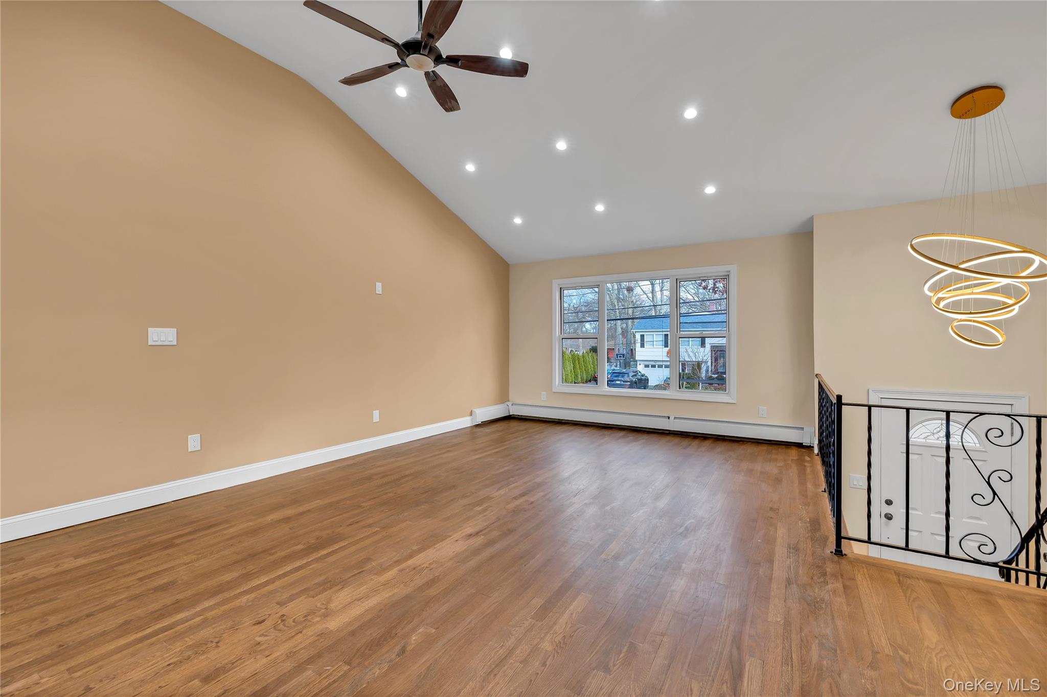 116 Phyllis Drive Patchogue Patchogue, NY 11772