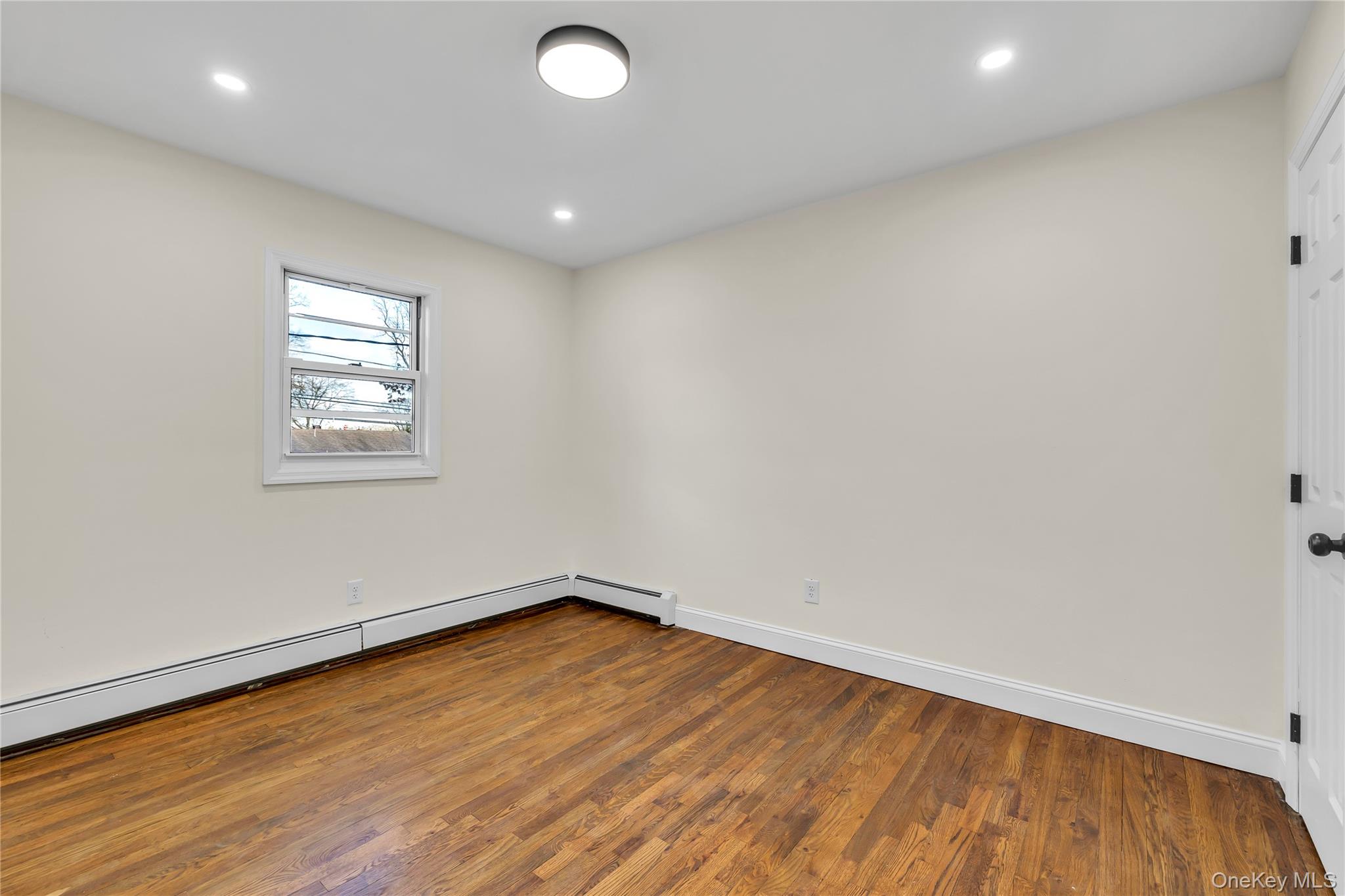 116 Phyllis Drive Patchogue Patchogue, NY 11772