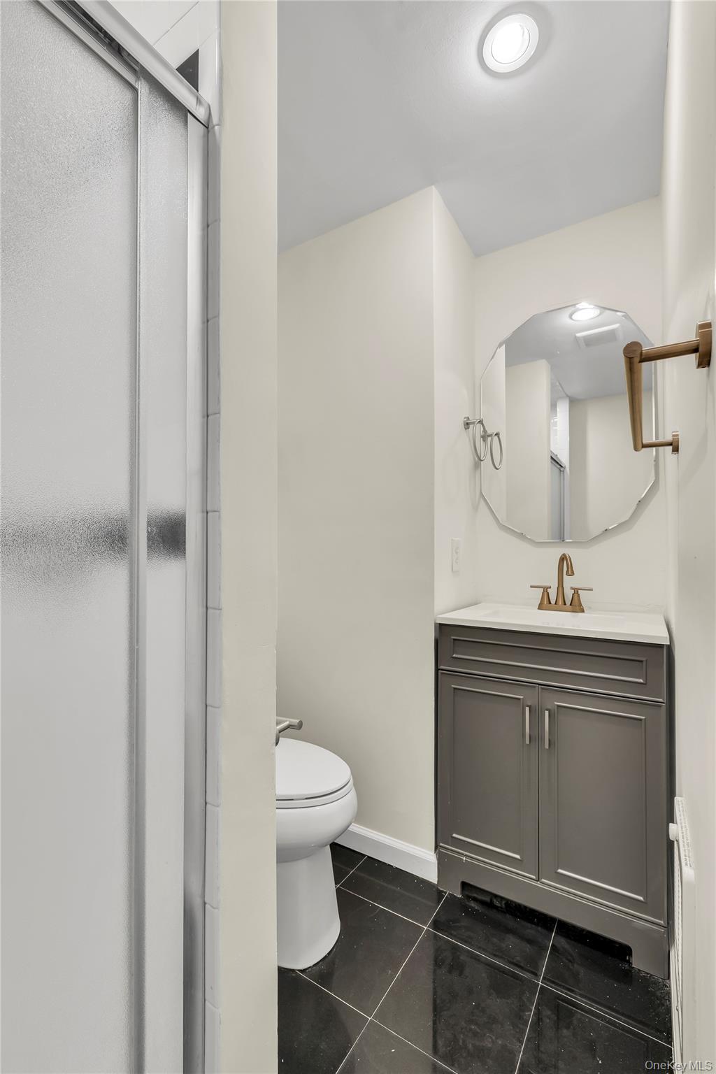 116 Phyllis Drive Patchogue Patchogue, NY 11772