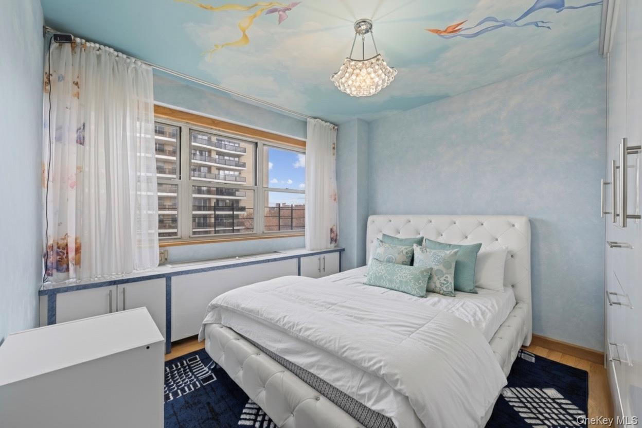 102-10 66th Road 3-B Forest Hills Forest Hills, NY 11375