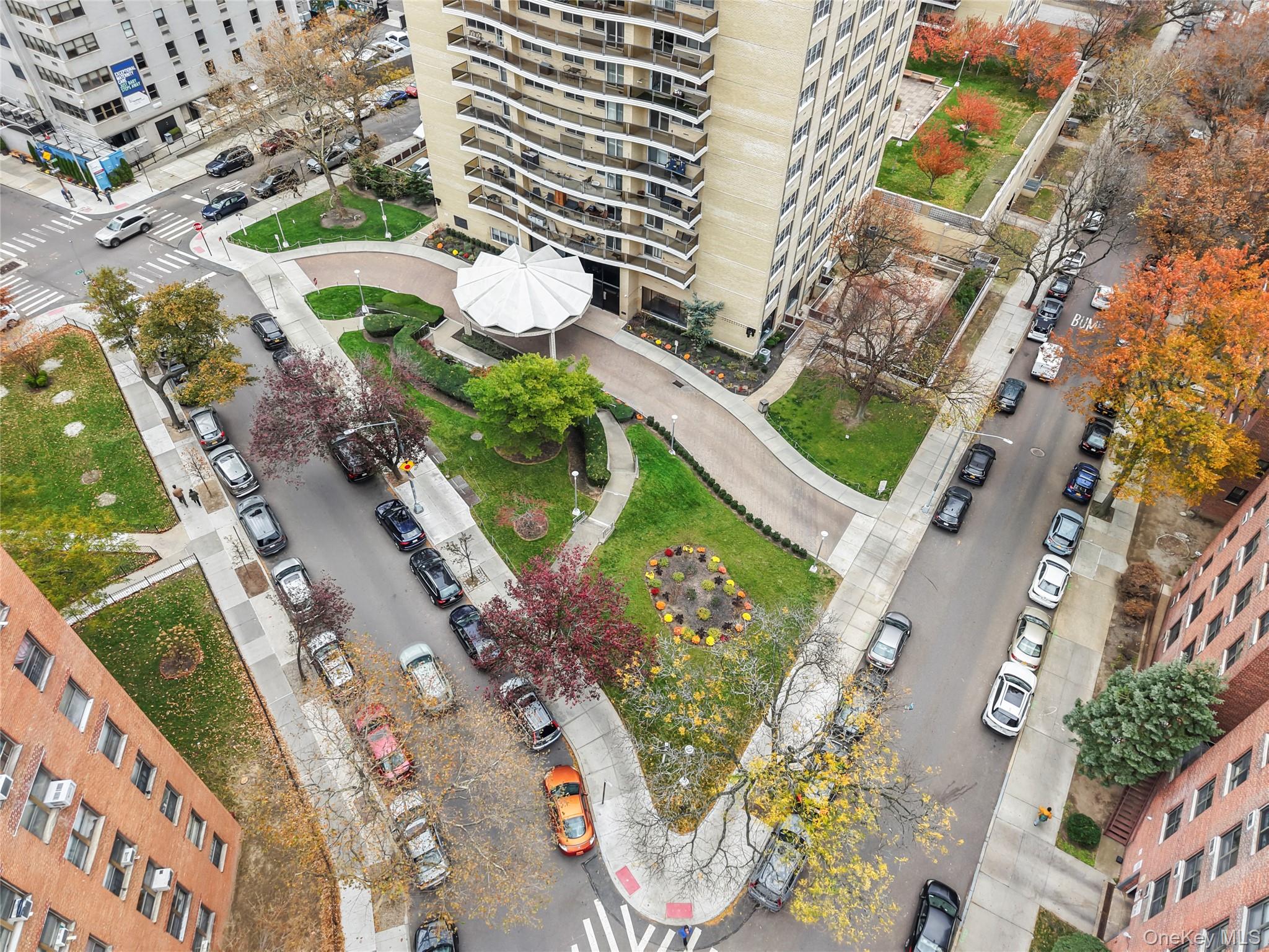 102-10 66th Road 3-B Forest Hills Forest Hills, NY 11375