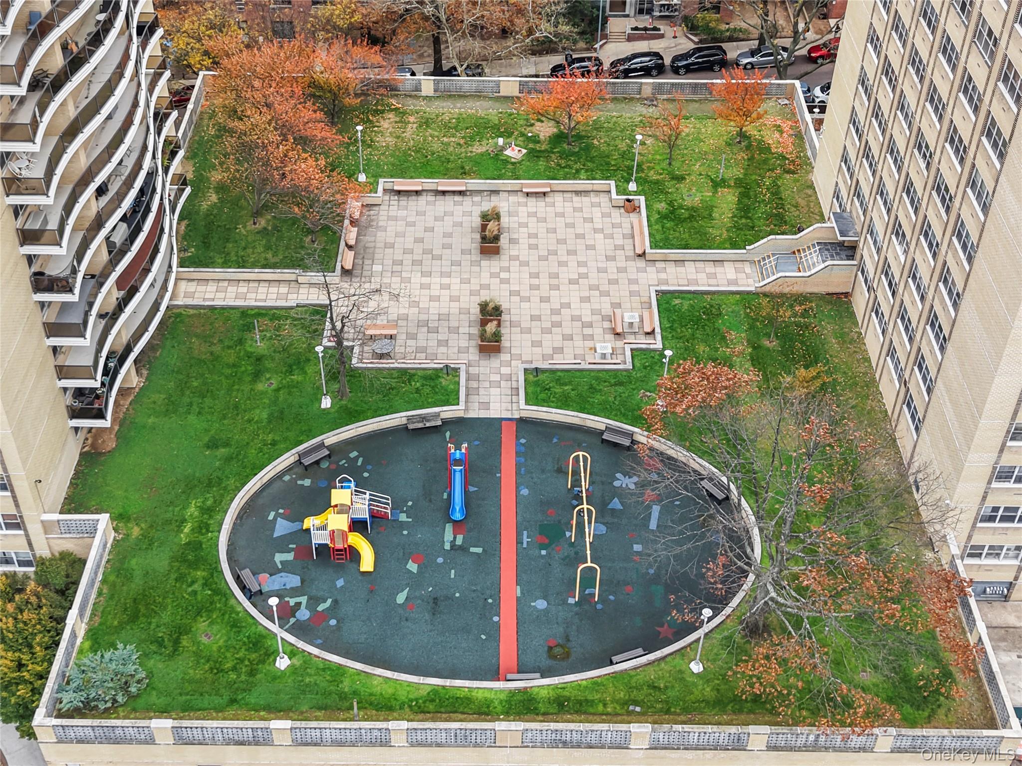 102-10 66th Road 3-B Forest Hills Forest Hills, NY 11375