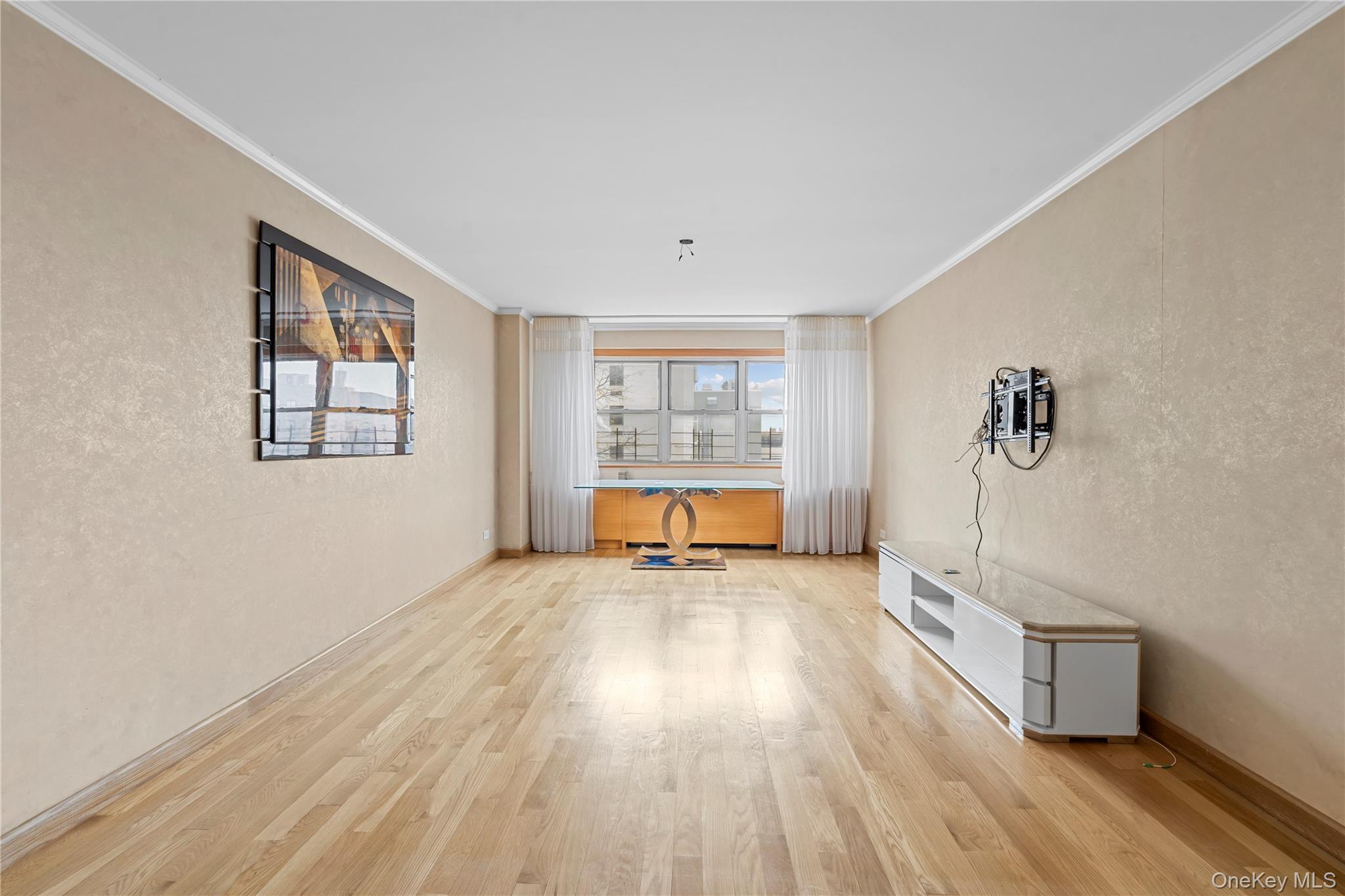 102-10 66th Road 3-B Forest Hills Forest Hills, NY 11375