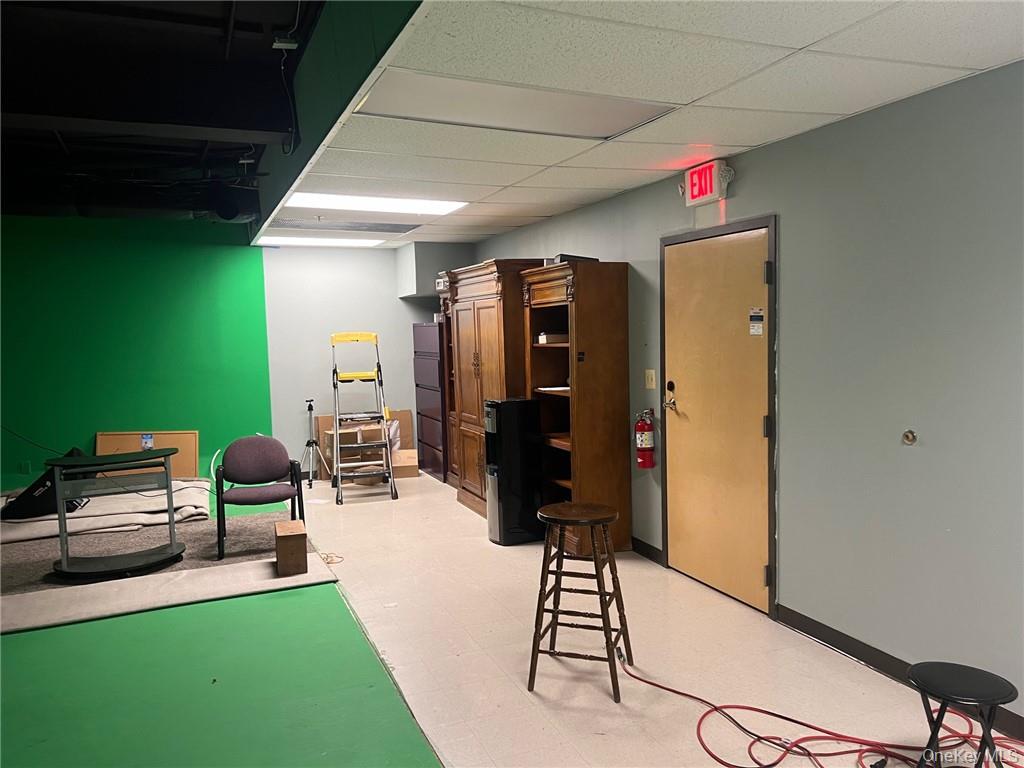 90 North Street 204 Out of NYC Middletown, NY 10940