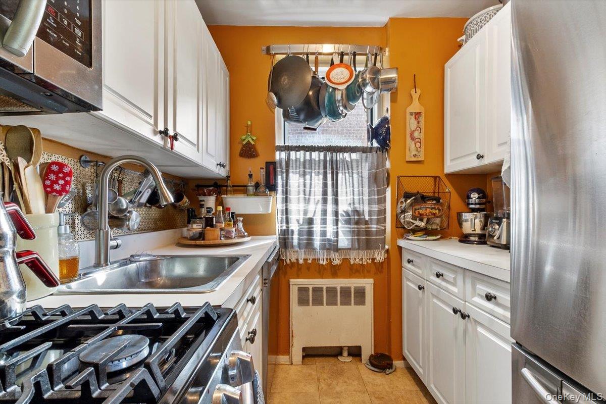 279 N Broadway 6-C Yonkers Yonkers, NY 10701