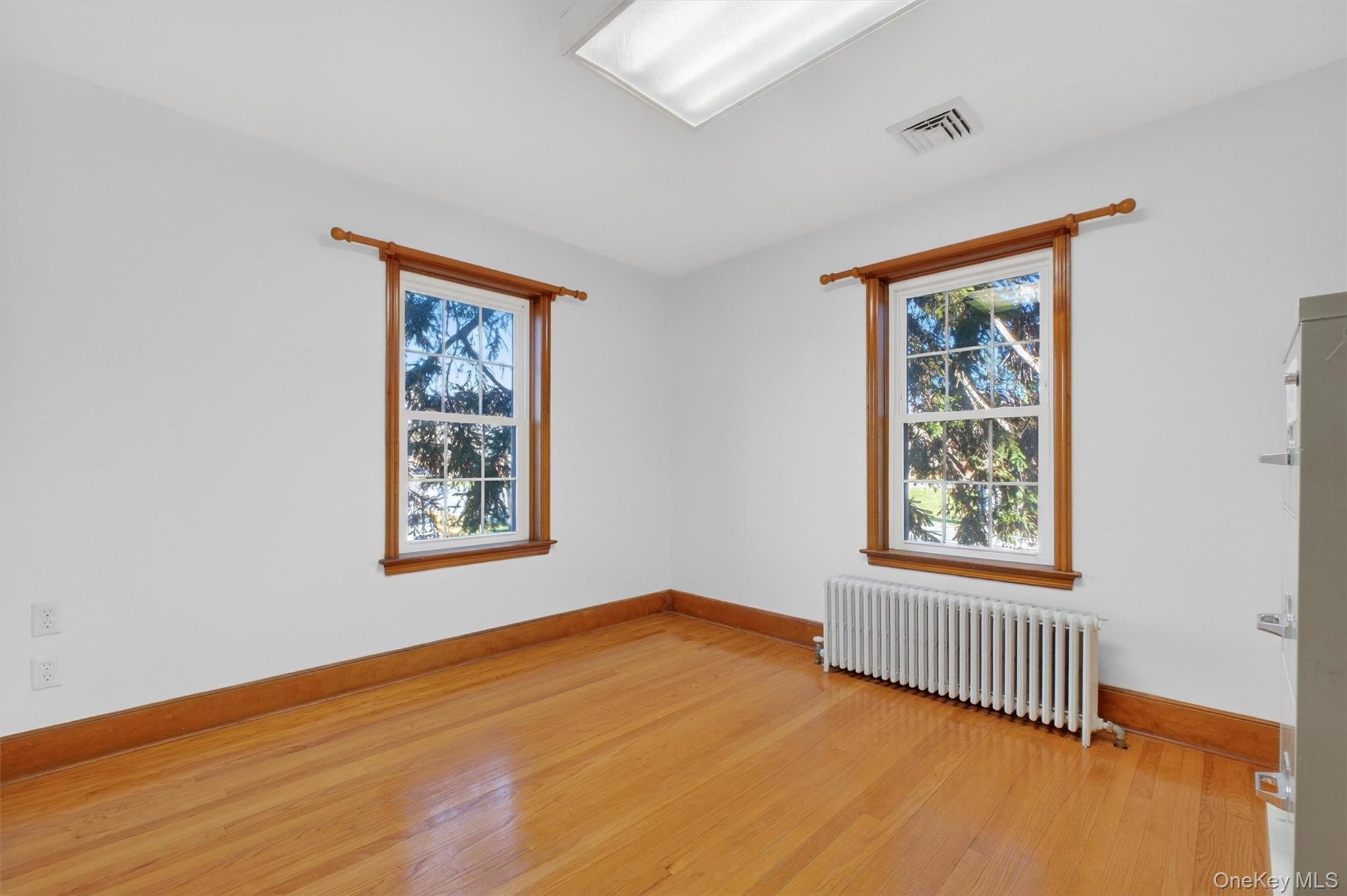 563 Temple Hill Road Out of NYC New Windsor, NY 12553