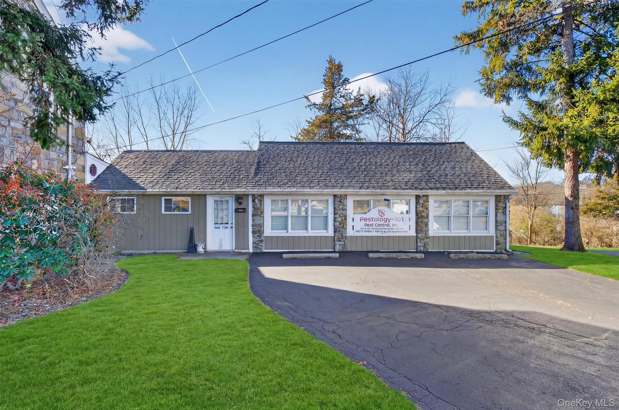 563 Temple Hill Road Out of NYC New Windsor, NY 12553