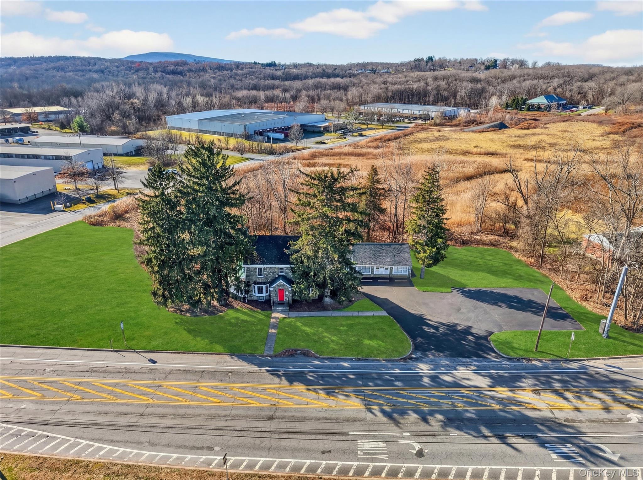 563 Temple Hill Road Out of NYC New Windsor, NY 12553