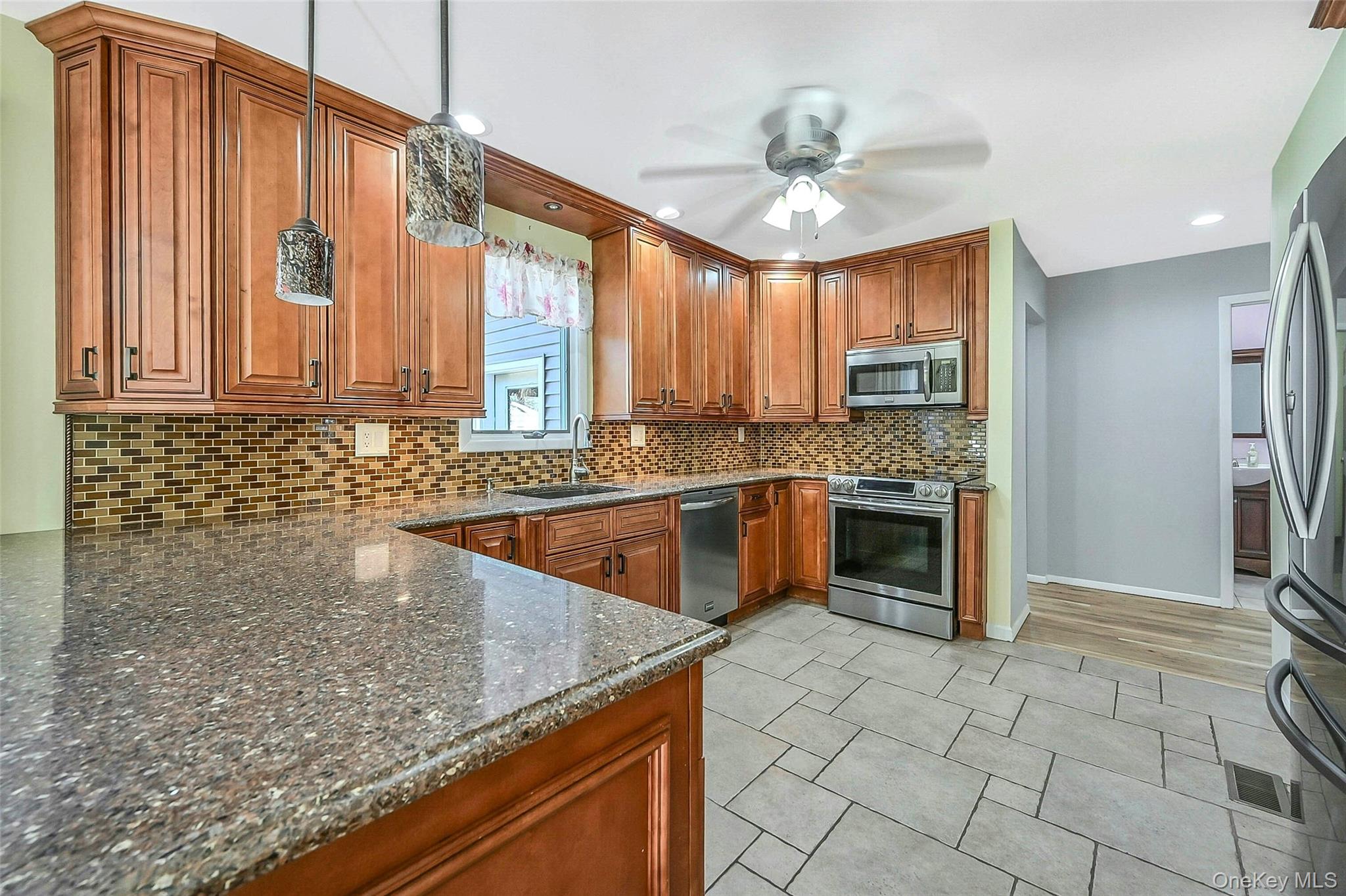 61 Eileen Circle Jamesport Jamesport, NY 11947