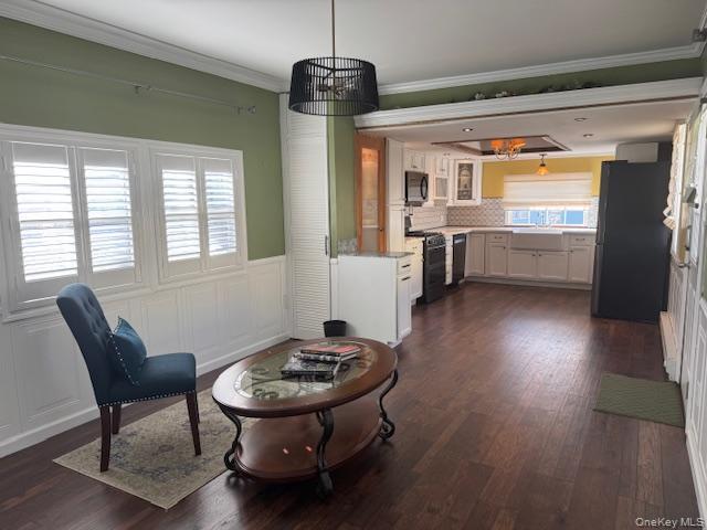 658 Sound Avenue F6 Calverton Calverton, NY 11933