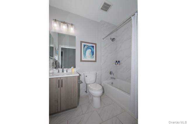 157 Sutton Court 157 Mount Sinai, NY 11766