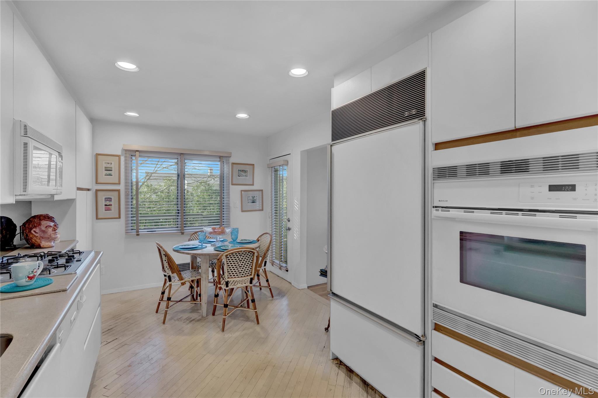 2988 Bond Drive Merrick Merrick, NY 11566