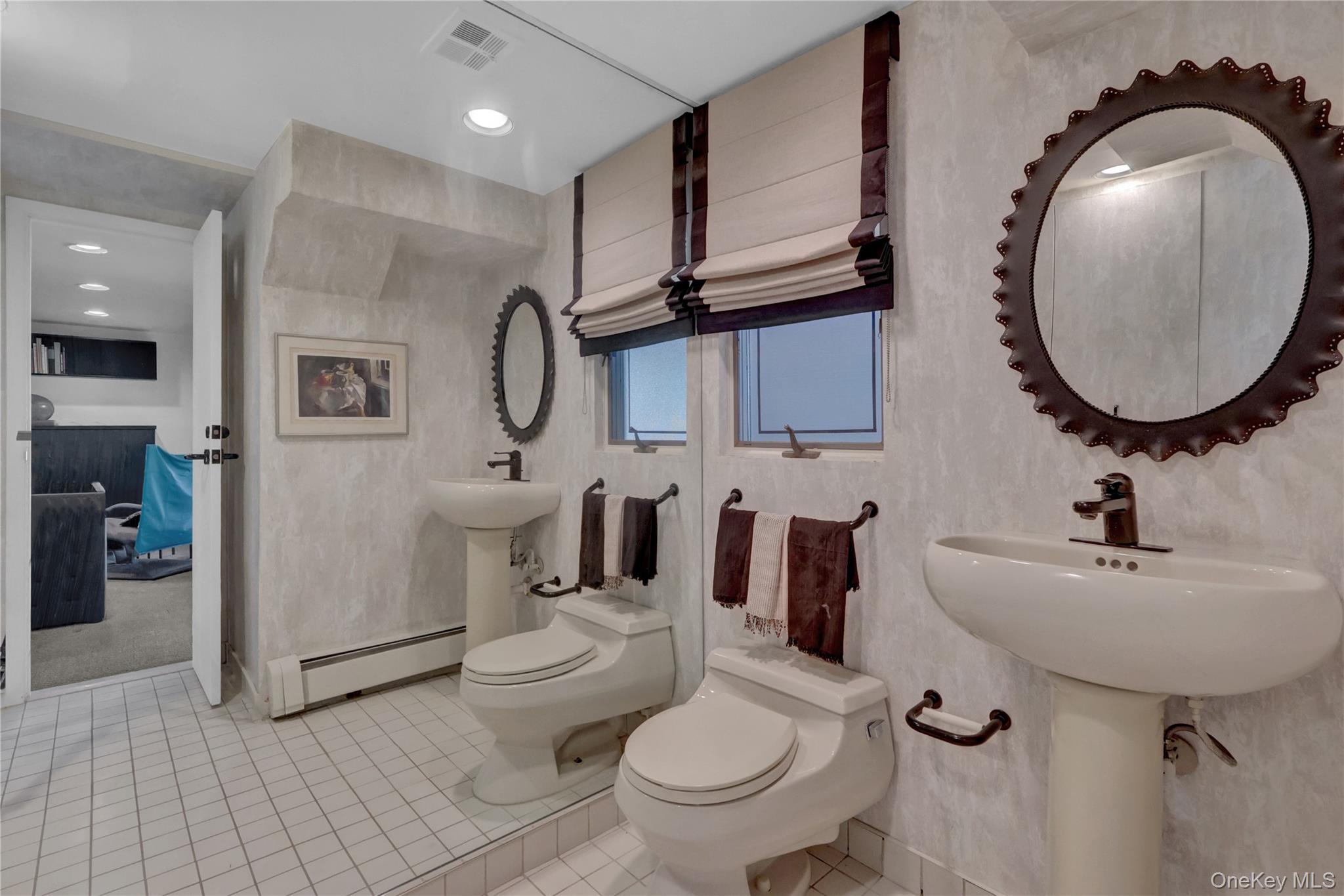 2988 Bond Drive Merrick Merrick, NY 11566