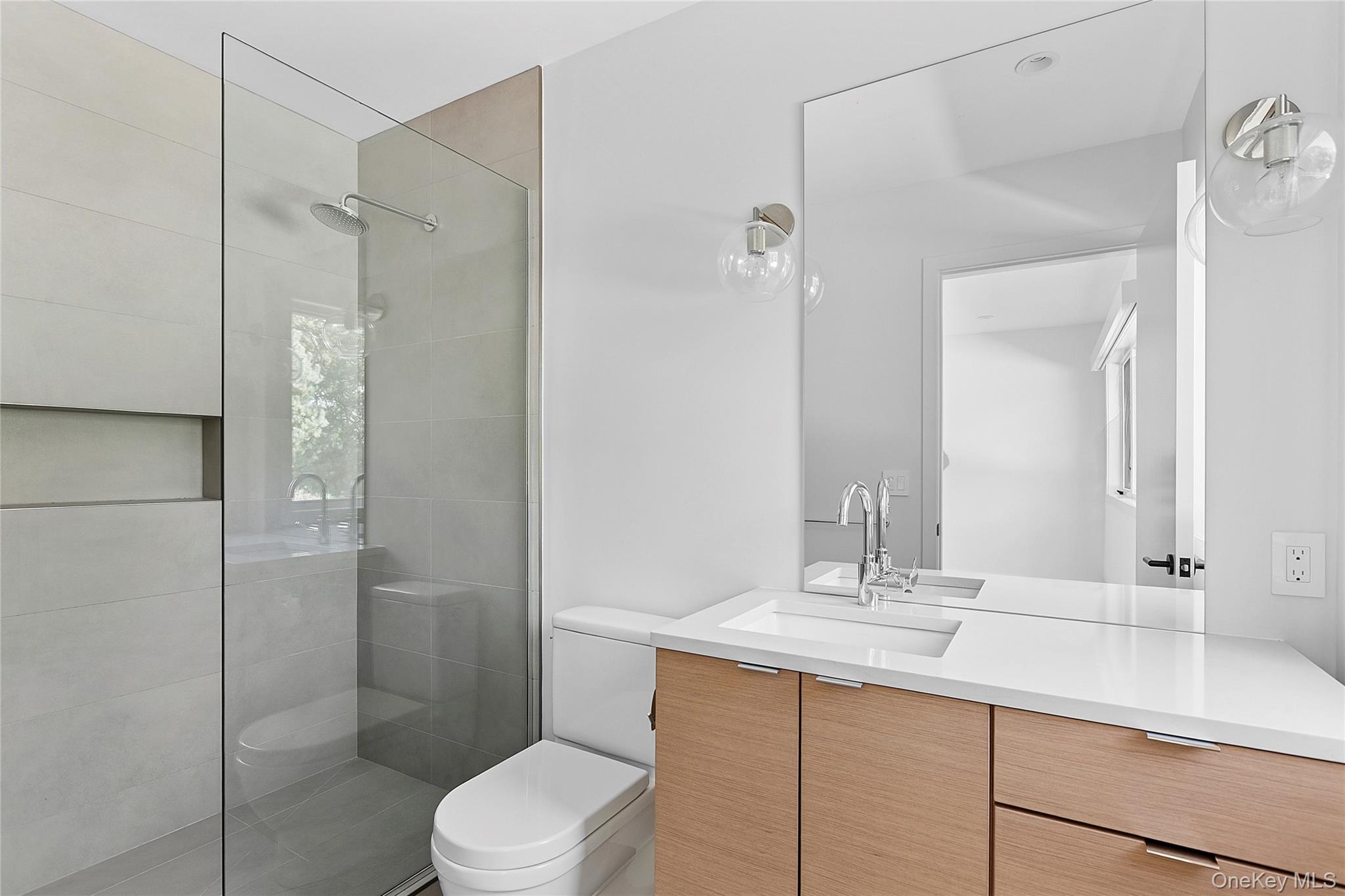 26 Alewive Brook Road East Hampton East Hampton, NY 11937