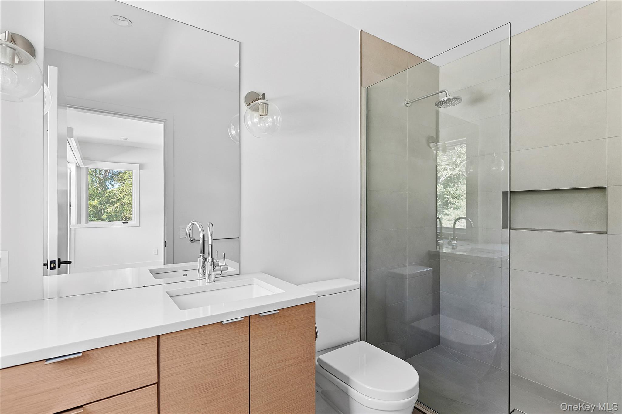 26 Alewive Brook Road East Hampton East Hampton, NY 11937