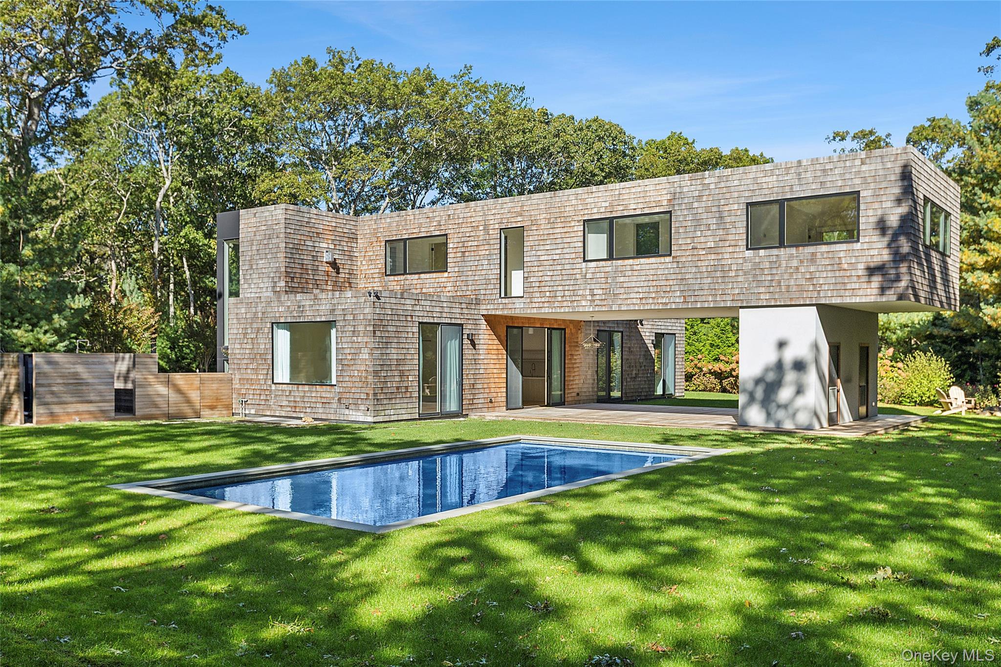 26 Alewive Brook Road East Hampton East Hampton, NY 11937