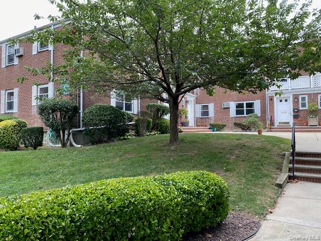 260-18 75th Avenue 1st fl Glen Oaks Glen Oaks, NY 11004
