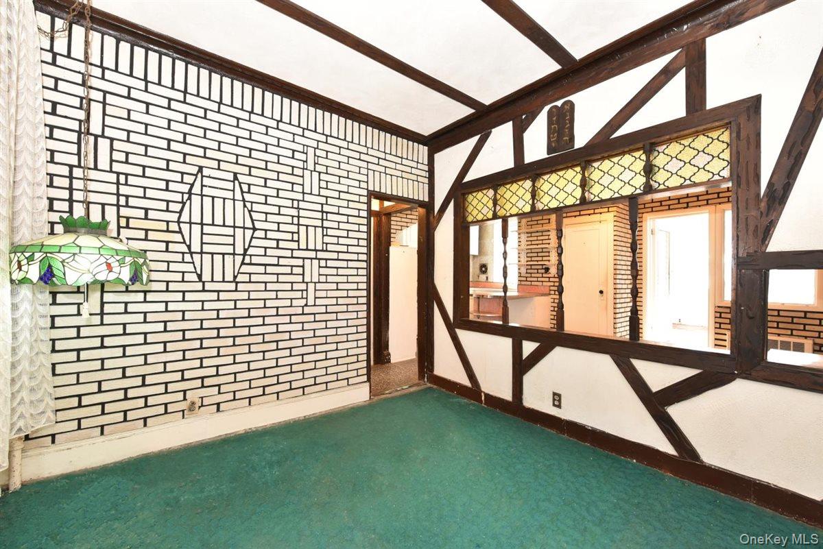 222 Avenue V Brooklyn, NY 11223