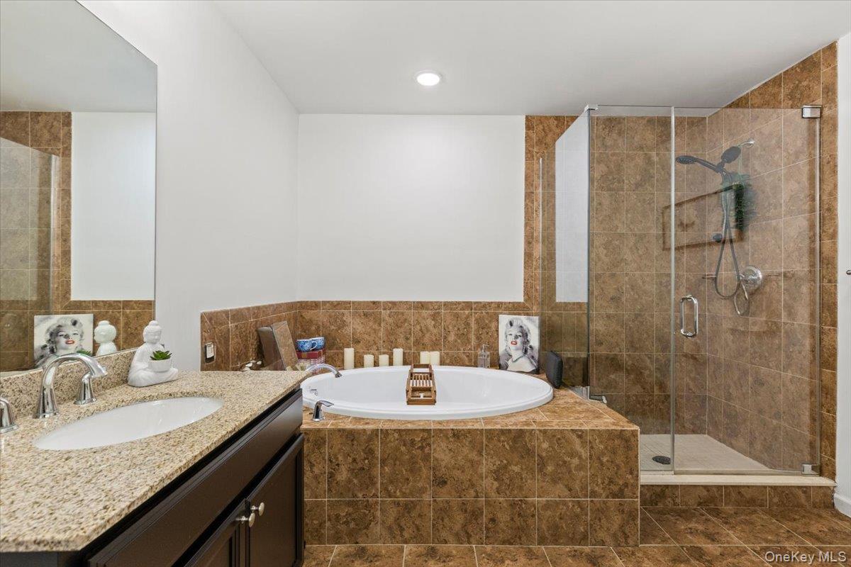 17 Woodrose Court Out of NYC Middletown, NY 10940