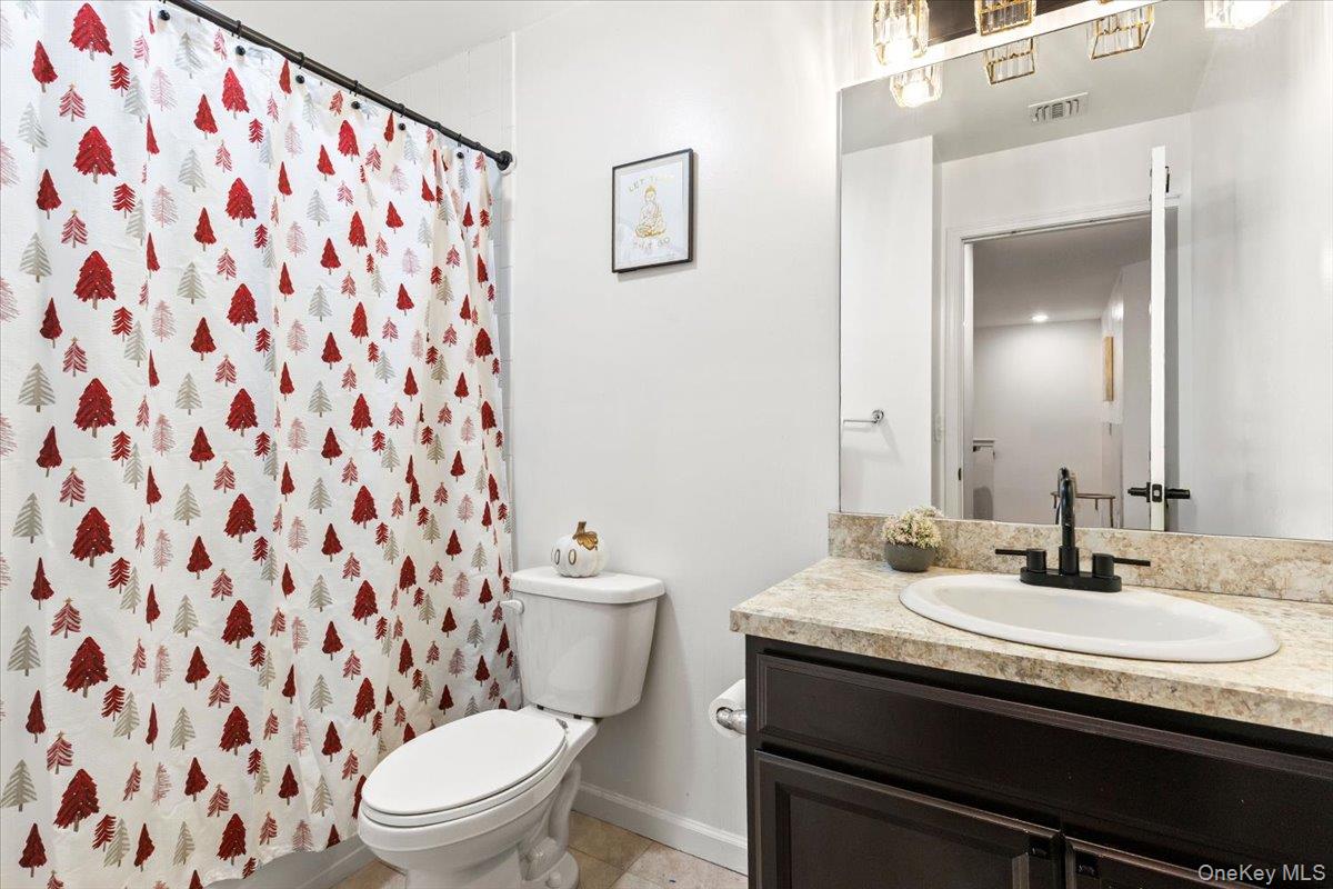 17 Woodrose Court Out of NYC Middletown, NY 10940