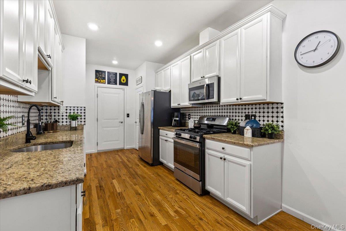 17 Woodrose Court Out of NYC Middletown, NY 10940