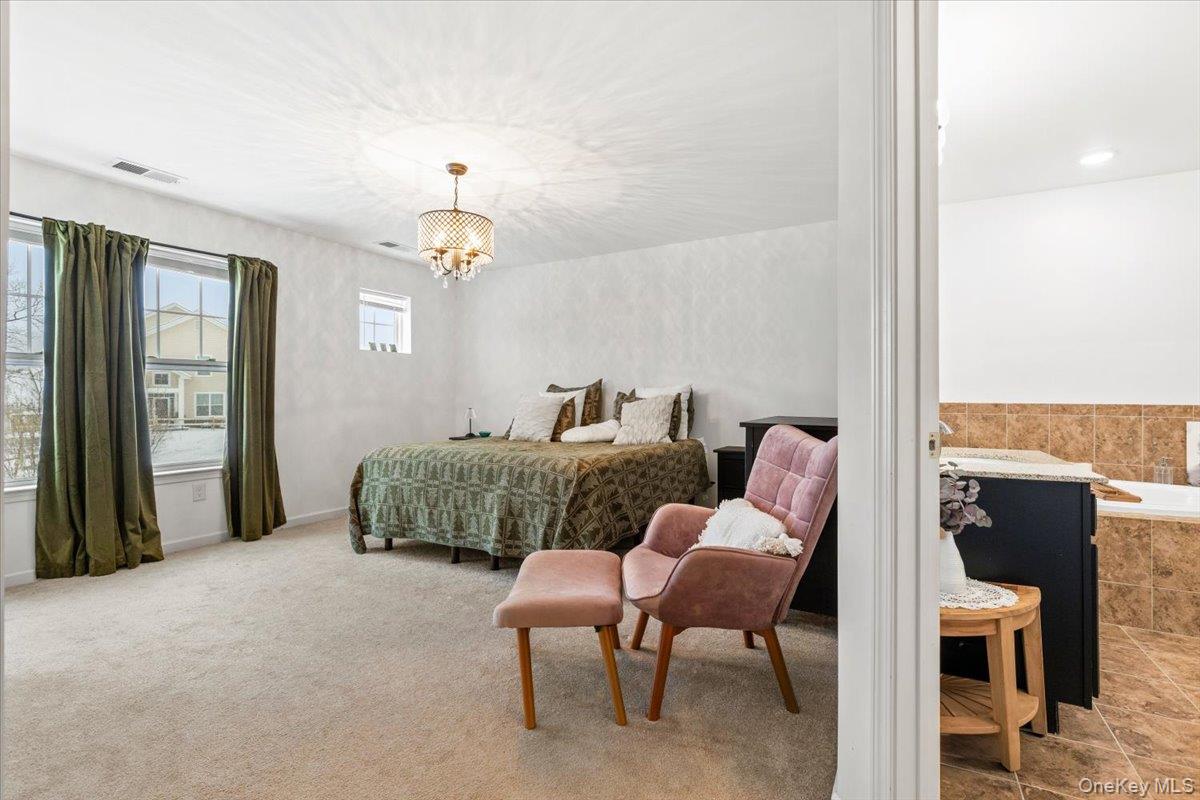 17 Woodrose Court Out of NYC Middletown, NY 10940