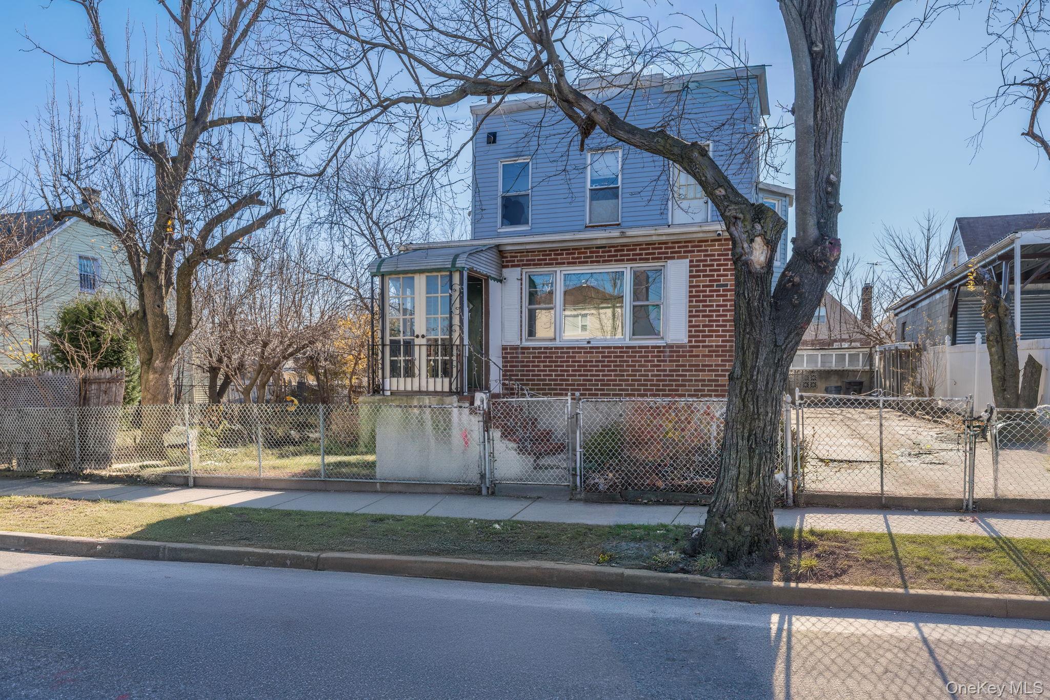 2214 Hermany Avenue Bronx, NY 10473