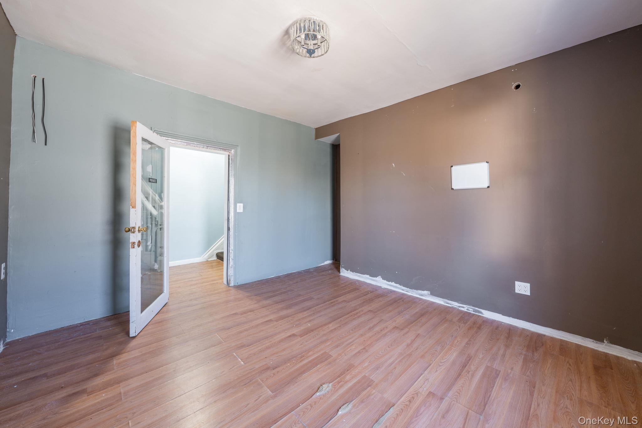 2214 Hermany Avenue Bronx, NY 10473