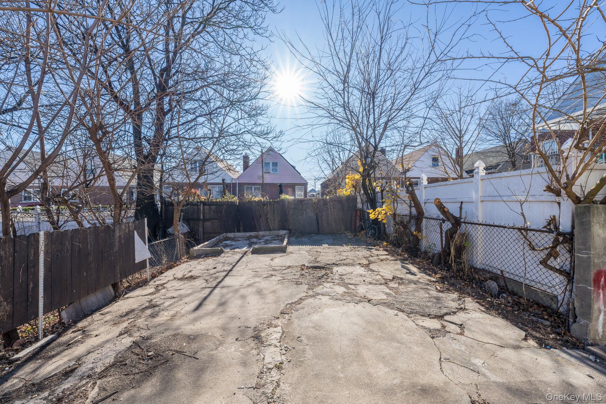 2214 Hermany Avenue Bronx, NY 10473