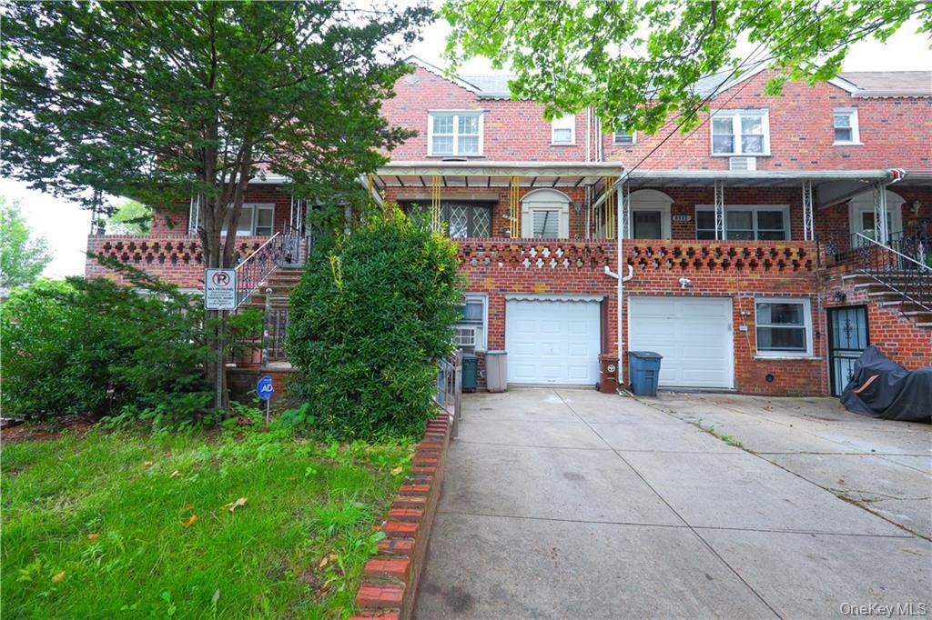 1296 East 54th Street Brooklyn, NY 11234