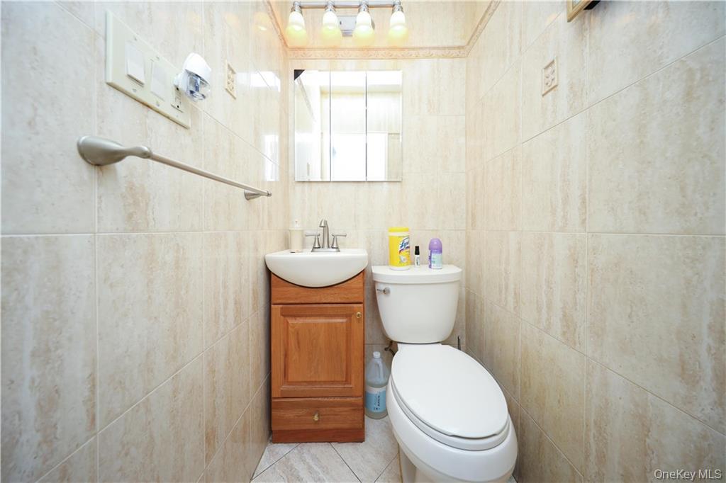 1296 East 54th Street Brooklyn, NY 11234