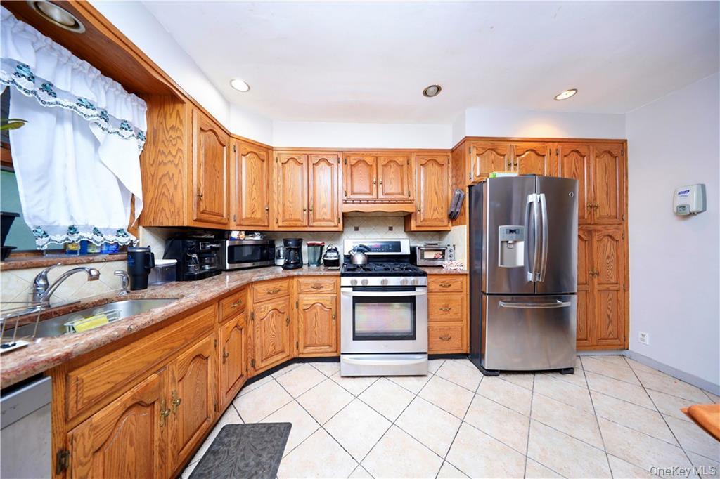 1296 East 54th Street Brooklyn, NY 11234