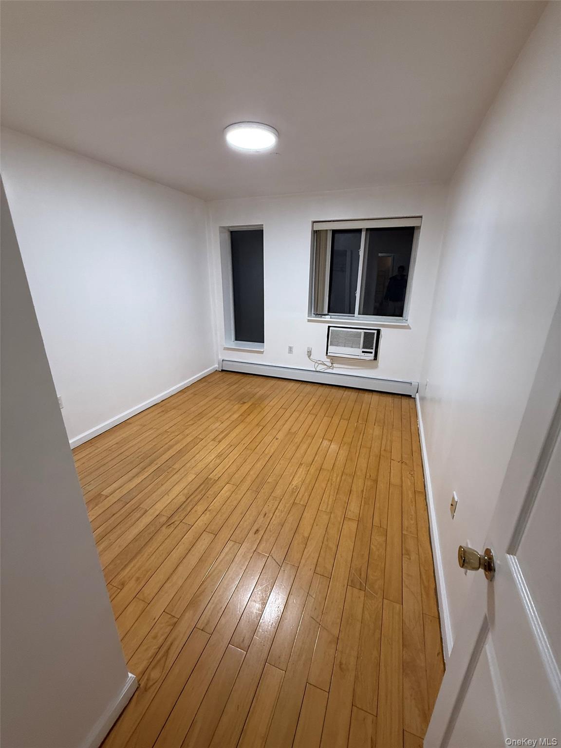 42-11 Parsons Boulevard 4-B Flushing Flushing, NY 11355